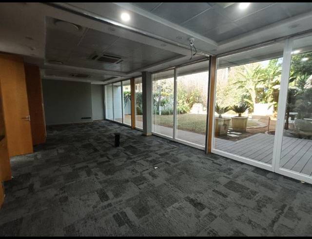 BUSINESS PROPERTY TO RENT IN WIERDA VALLEY